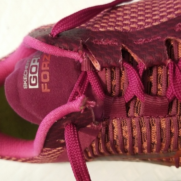 Size 11US Skechers GO RUN FORZA 3 Pink sneakers - Picture 5 of 6